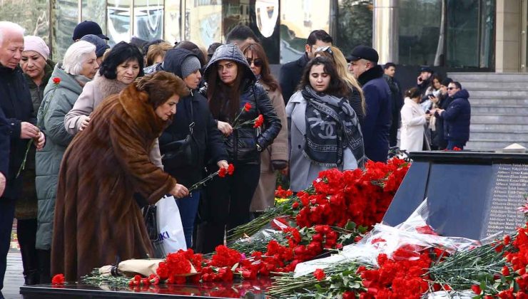 Azerbaycan’da Hocalı Katliamı’nda hayatını kaybedenler anıldı