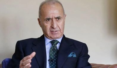 Hikmet Çetin: Dersim ve Ermeni olayları için özür dilenebilirdi