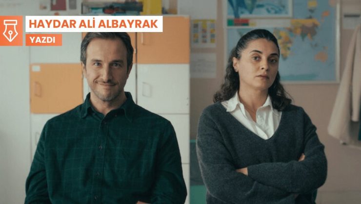 Silinmiş sınıfsal alışkanlıklara ‘Kuvvetli Bir Alkış’