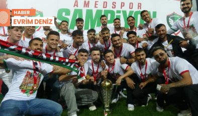 Amedspor kupayı kaldırdı