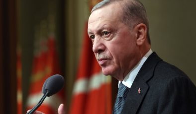 Erdoğan: Filistin’e destek verdikleri için profesörler işten atılıyor