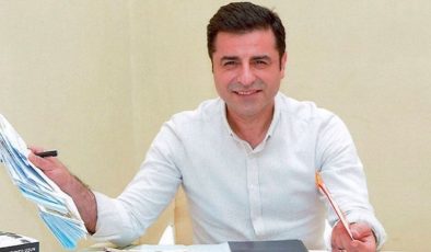 451 kişiden Selahattin Demirtaş’a mektup: Ülkemizin, barışın size ihtiyacı var