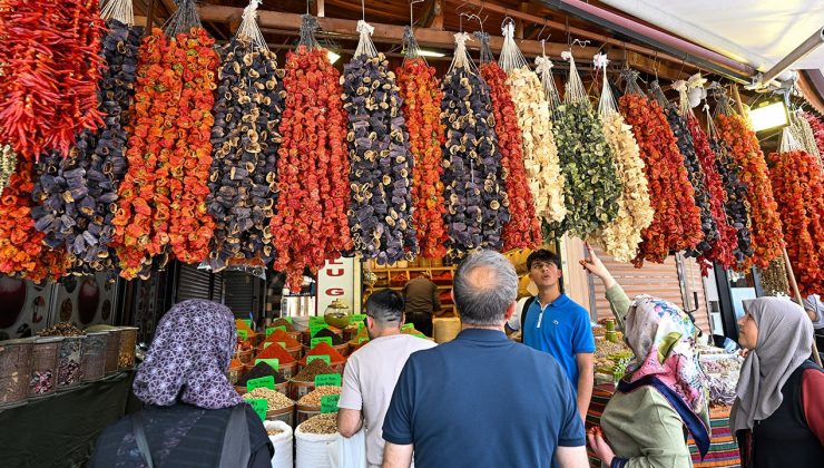 Antep 450 çeşit yemekle gastronomi turizmini canlandırıyor