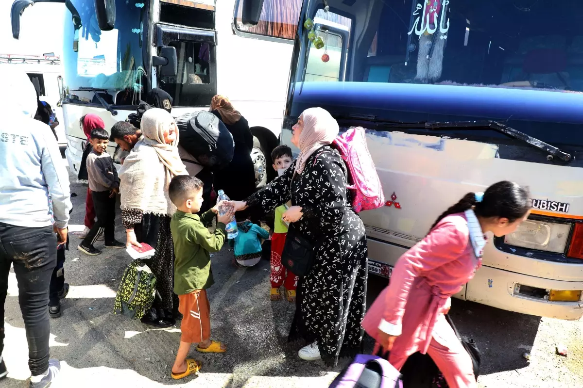 Lübnan’da Hava Saldırılarıyla Kaçışlar Artıyor