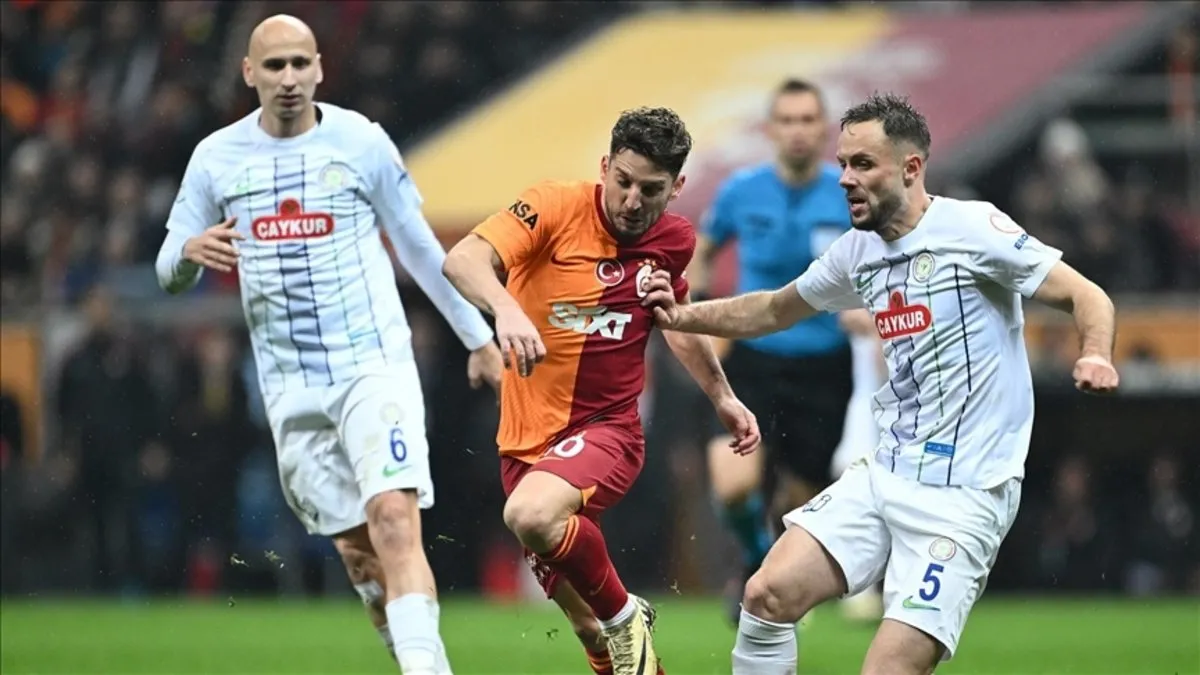 SON DAKİKA: Galatasaray’ın rakibi Çaykur Rizespor! Zorlu maçta ilk 11’ler belli oldu