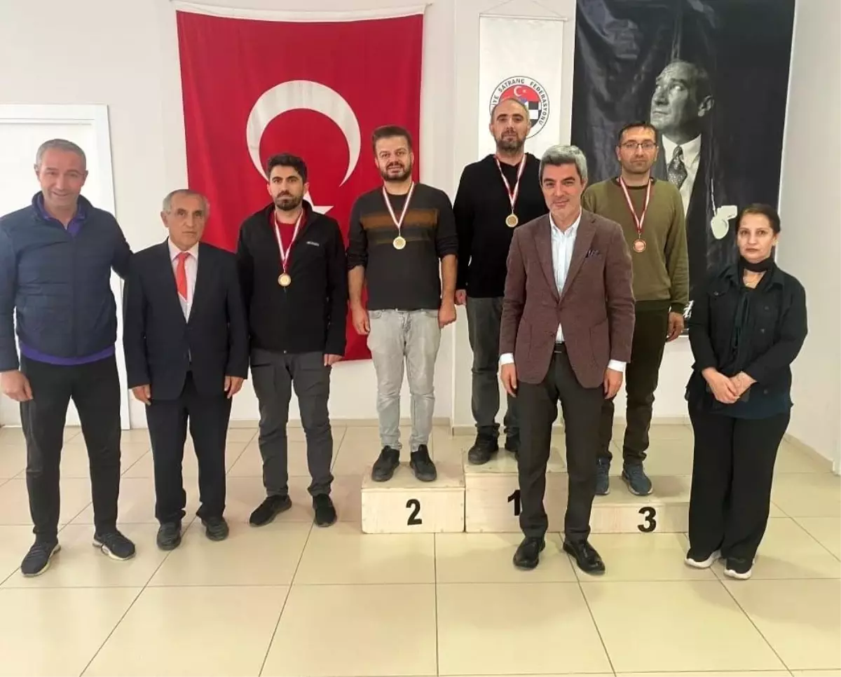 Malatya’da Öğretmenler Günü Satranç Turnuvası